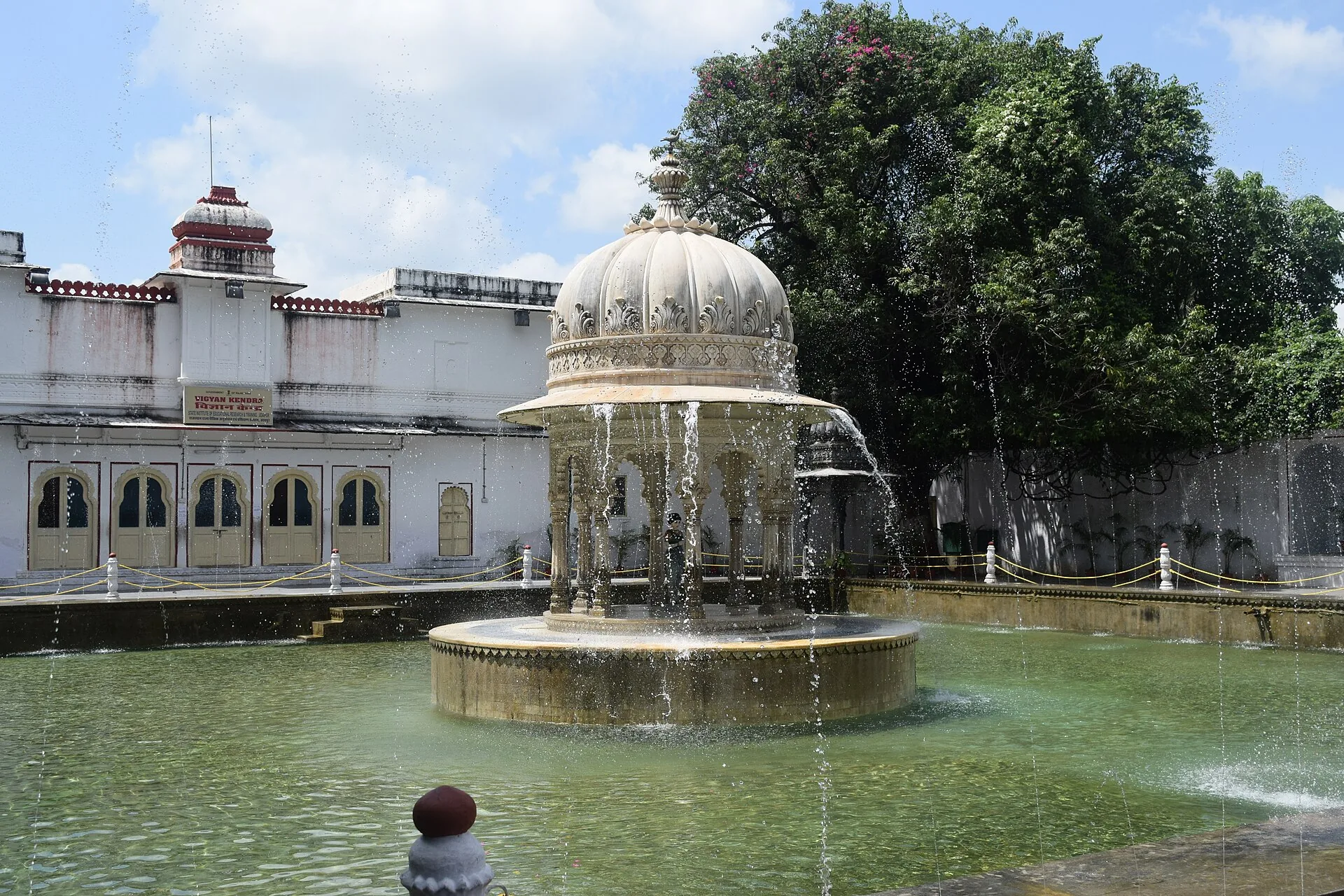 A fountain and pavilion at Saheliyon-ki-Bari in Udaipur